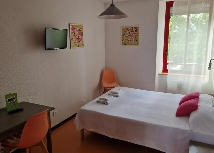 Domaine Du Rougier 2*